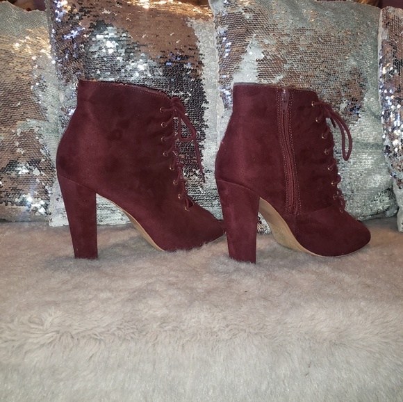 Classy heels - Picture 2 of 4